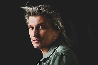 Aktorius Dainius Gavenonis: „Tikiu, kad tikrai rimtas gyvenimo prasmės pamatas turėtų būti džiaugsmas“