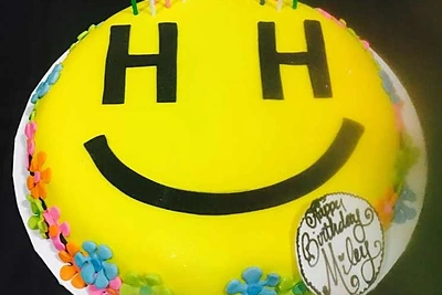 Miley Cyrus gimtadienio tortas