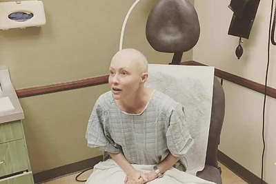 Kovą su vėžiu aktorė Shannen Doherty tęsia radioterapijos seansais: „Nekenčiu to“