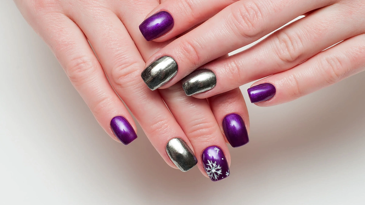 Šventinis manikiūras