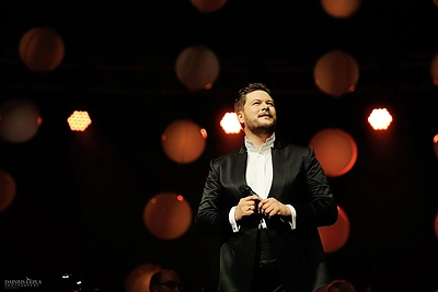 Įvertinkite: Merūnas Vitulskis pristato jausmingą dainą „Tau, mylima“ ir kviečia į koncertus