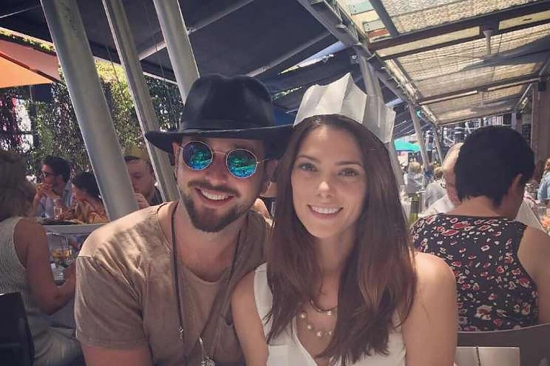 Ashley Greene ir Paulas Khoury