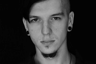 Londone sėkmingai kuriantis kaunietis Luke Burnsright savo muziką pristatys kino filme