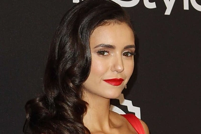 Nina Dobrev