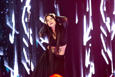 Pirmojo „Eurovizijos“ atrankos etapo pabaiga: parklupusi Aistė Pilvelytė atsitiesė ir tapo lydere