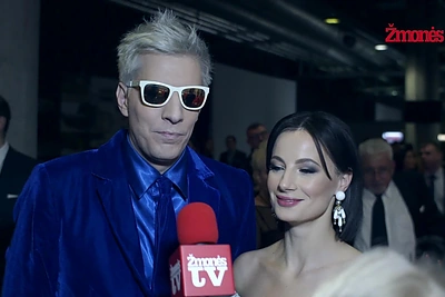 M.A.M.A. 2016 raudonojo kilimo elegancija ir ekstravagancija