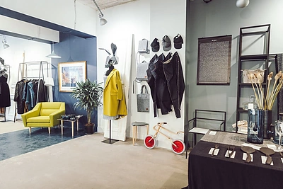 Rygoje atidarytoje didžiausioje dizaino parduotuvėje – ir lietuvių darbai