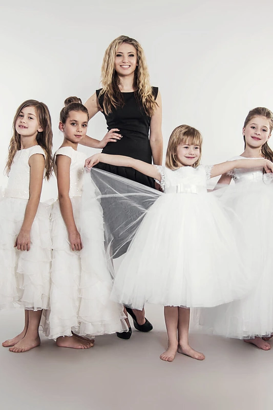 Aistė Karanauskytė su auklėtinėmis