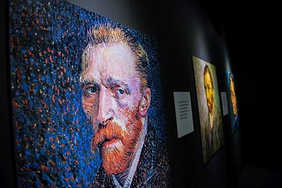 „Domino“ teatro aktoriai apsilankė parodoje apie V. van Gogho kūrybą