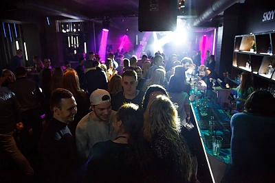 Legendiniai „Rondo“ surengė koncertą naktiniame klube