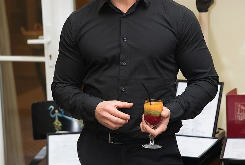 Vasario 16-osios proga "Stikliuose"surengti šventiški pusryčiai