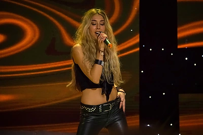 Pritrenkiančio grožio operos dainininkė iš Maskvos pakerėjo Egmontą Bžeską