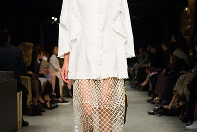 Mados namų "Burberry" 2017 m. rudens ir žiemos kolekcijos modeliai