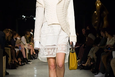 Mados namų "Burberry" 2017 m. rudens ir žiemos kolekcijos modeliai