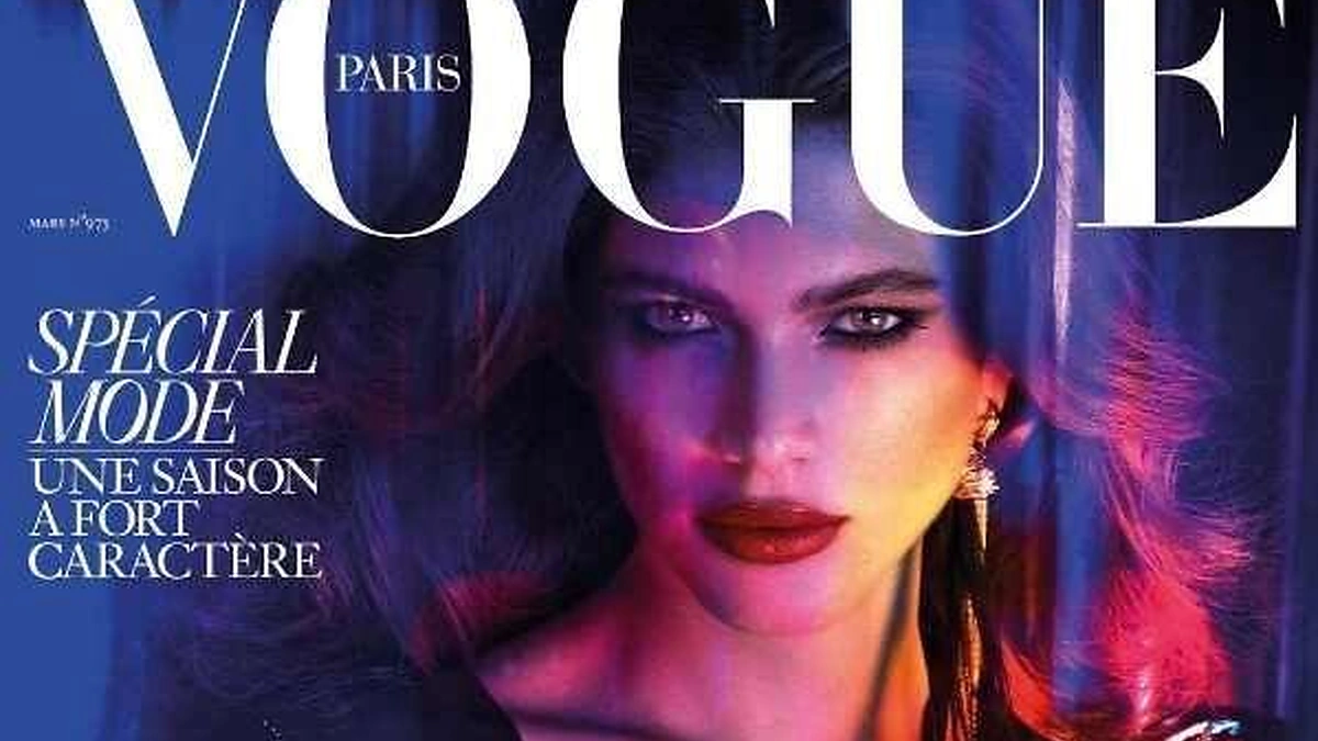 "Vogue Paris" žurnalo viršelyje - translytis modelis Valentina Sampaio