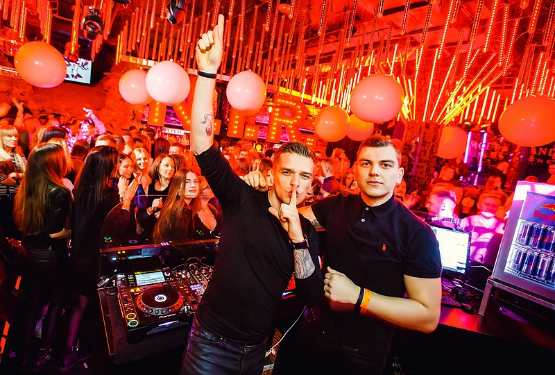 Trečiasis naktinio klubo „Mojo Lounge“ gimtadienis
