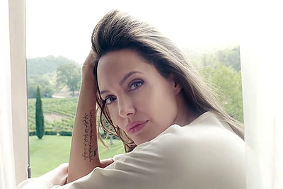Jau pasirodė juosta su neįprastu Angelinai Jolie vaidmeniu
