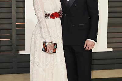 Aaronui Taylorui-Johnsonui netrukdo, kad žmona Sam vyresnė 24 metais