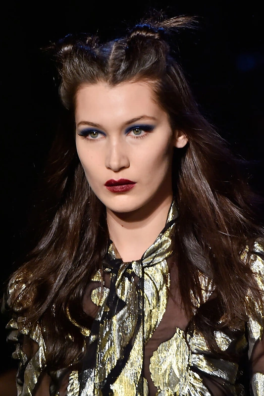 „Anna Sui“ ruduo/žiema'17, Bella Hadid