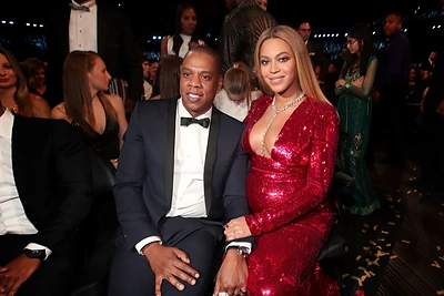 Beyonce ir Jay Z dvynukai vis dar ligoninėje: priešlaikinį gimdymą seka ir ligos