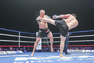 Pasaulio pankrationo čempionas Tomas Pakutinskas ringe