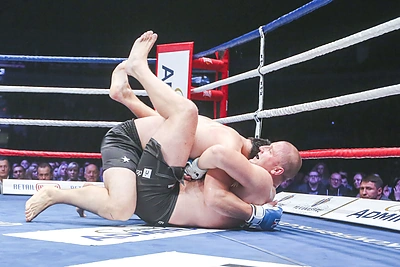 Pasaulio pankrationo čempionas Tomas Pakutinskas ringe