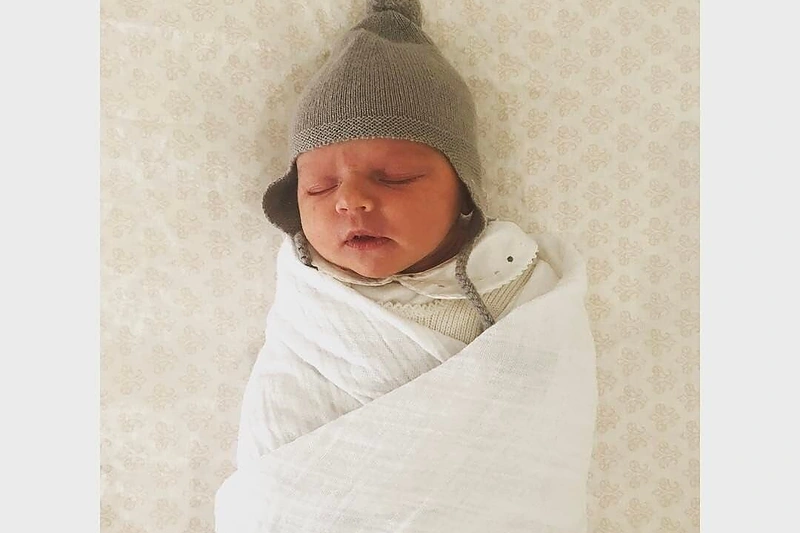 Anna Wintour tapo Caroline močiute