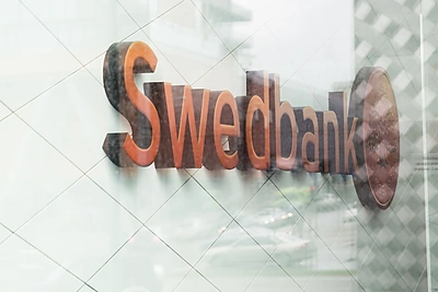 „Swedbank“ skandalas: lietuviška sąskaita veda iki Donaldo Trumpo aplinkos?
