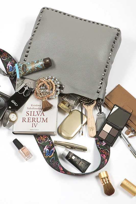 Indra Dovydėnaitė dalija patarimus, kurie padeda susikurti harmoningą išvaizdą