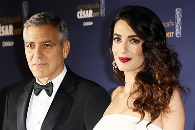 Kilnus George'o Clooney ir jo žmonos gestas