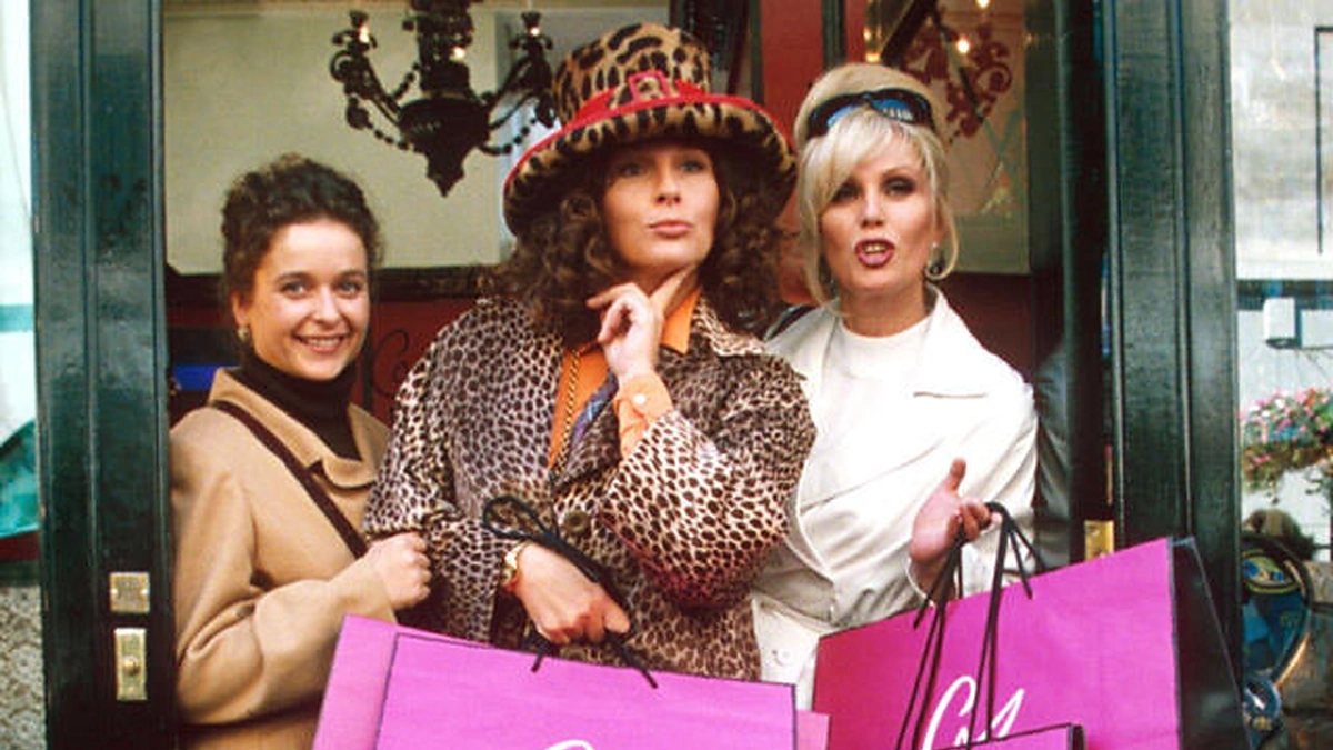 Įsigyti dizainerio rūbą per išpardavimą - labai saldu