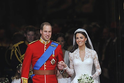 Princą Williamą tėvas atkalbinėjo vesti Kate Middleton