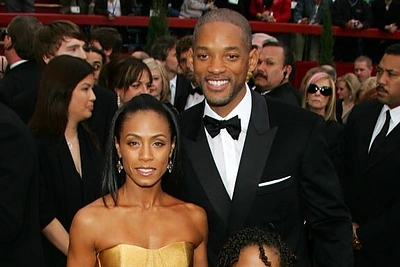 Aktorius Willas Smithas su žmona Jada Pinkett ir sūnumi Jadenu