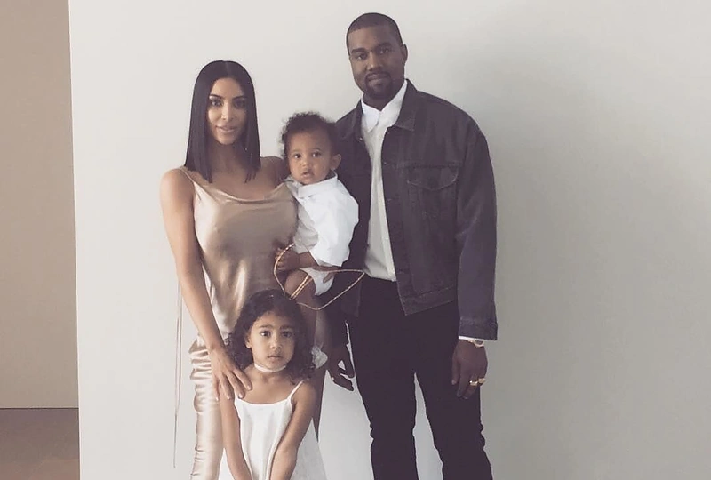 Kim Kardashian ir Kanye Westo šeimos Velykos