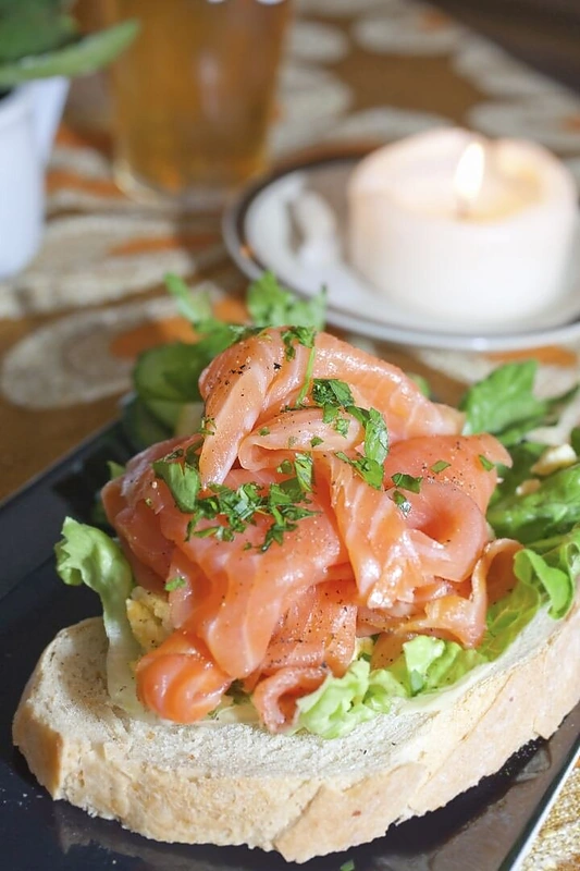 Sumuštinis su lašiša