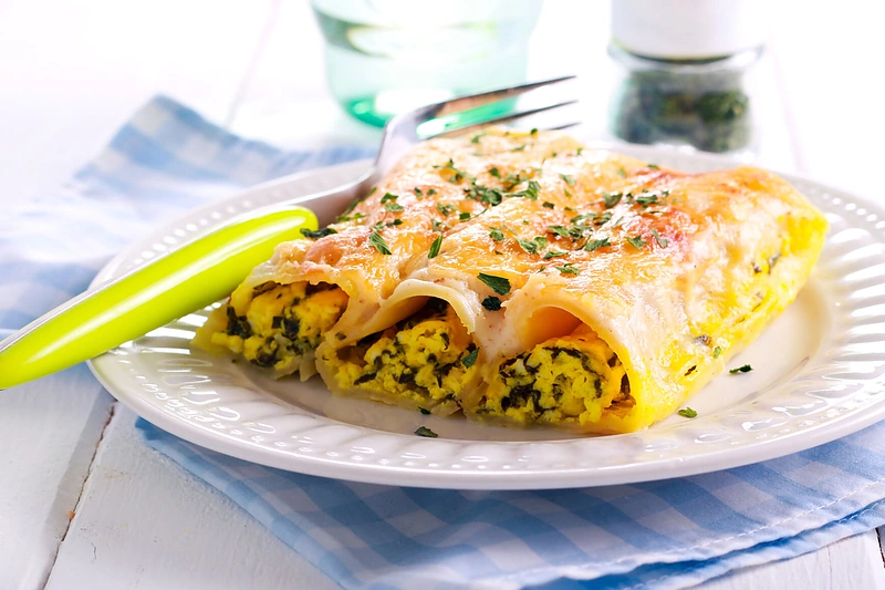 Makaronai su rikota ir žolelėmis