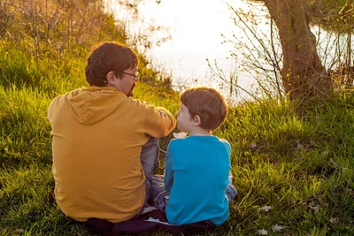 Kaip prakalbinti vaikus po dienos mokykloje?