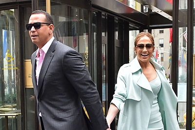 Beisbolininką įsimylėjusi Jennifer Lopez švyti kaip niekada anksčiau