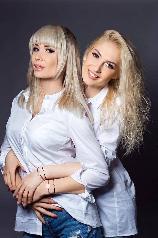 Natalija Bunkė ir Kristina Ivanova pristato prekinį ženklą „NK seses 2“
