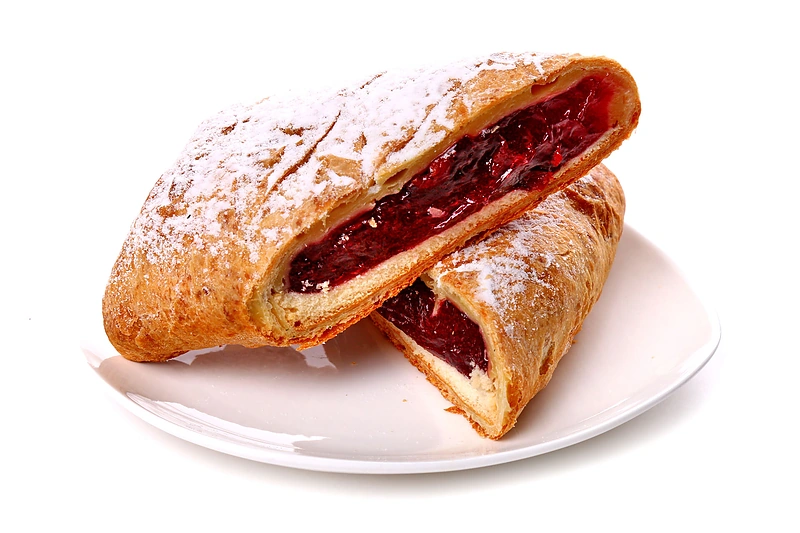 Bandelės su aviečių džemu ir sūriu