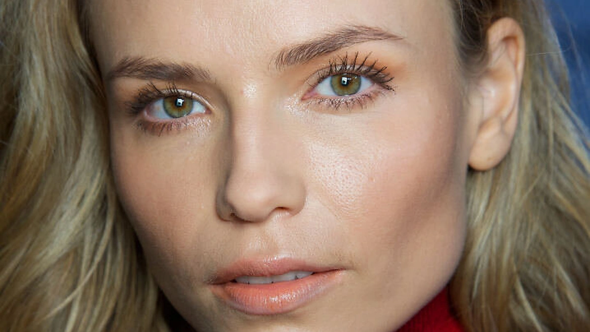 „Max Mara“ / Natasha Poly