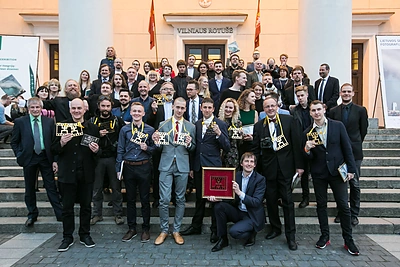 Pagerbti vaizdo virtuozai – Lietuvos fotografams įteikti „Auksiniai kadrai“