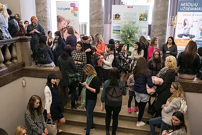 Vilniaus Rotušėje surengtos būsimų mamyčių šventės akimirkos