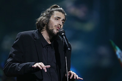 „Euroviziją“ pavergęs Salvadoras Sobralis stabdo muzikinę karjerą: dar labiau pašlijo sveikata