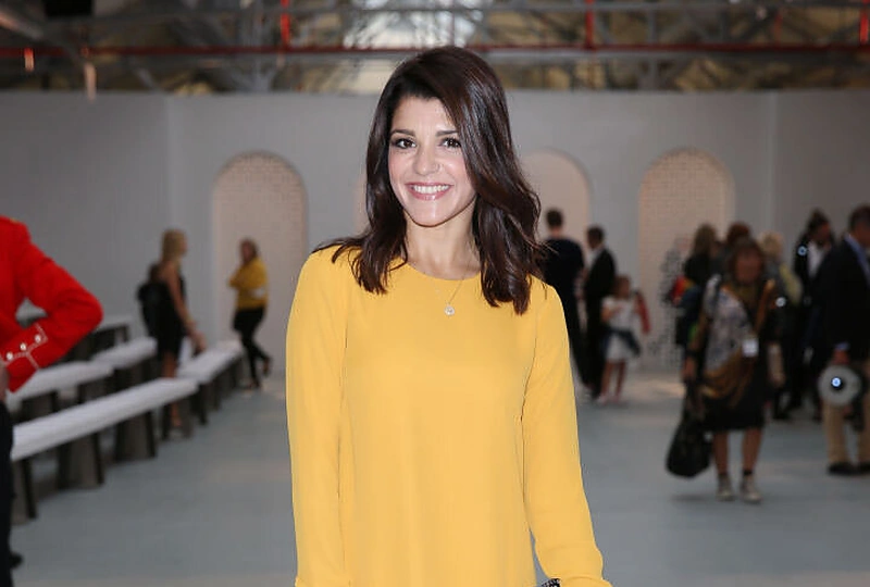Geltona. Natalie Anderson