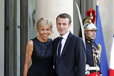 Emmanuelis Macronas ir į mamas tinkanti jo žmona: kovą dėl meilės ir Prancūzijos prezidento posto jie laimėjo!