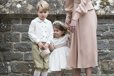 Kembridžo kunigaikštienė Catherine su vaikais