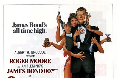 Aktorius Rogeris Moore'as išgarsėjo Džeimso Bondo vaidmeniu