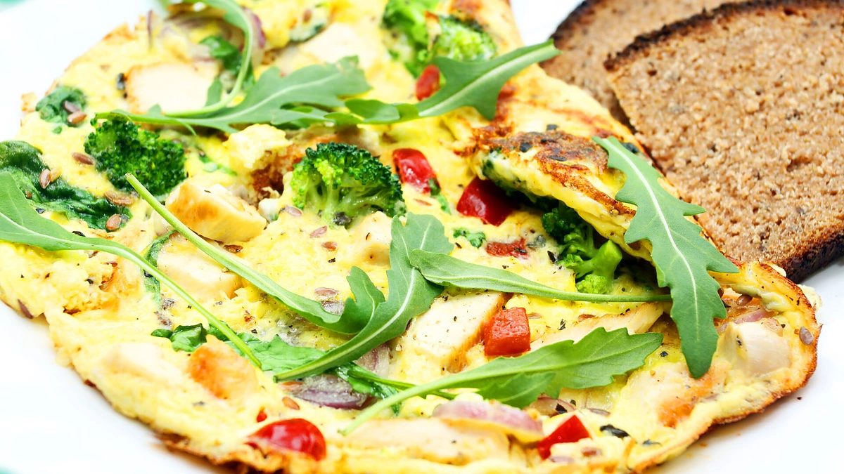 Omletas su bulvėmis ir šonine