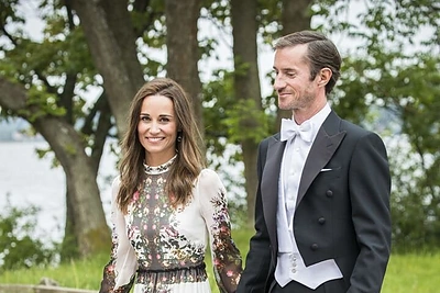 Draugų vestuvėse pasirodžiusi Pippa Middleton sulaukė nepelnytos kritikos